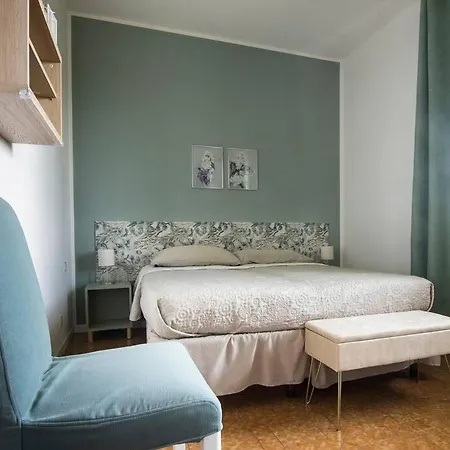 Lägenhet Casa Brezza Tre Due Bagni E Giardino Privato