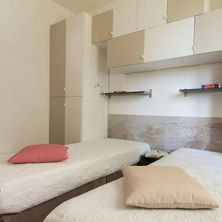 Casa Brezza Tre Due Bagni E Giardino Privato Apartment