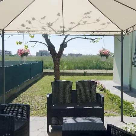 Casa Brezza Tre Due Bagni E Giardino Privato Rimini