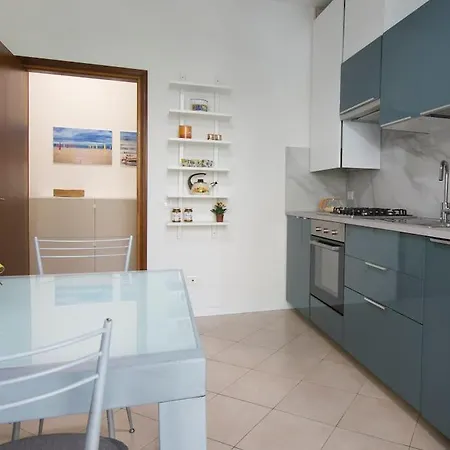 Casa Brezza Tre Due Bagni E Giardino Privato Lägenhet