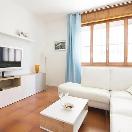 Lägenhet Casa Brezza Tre Due Bagni E Giardino Privato